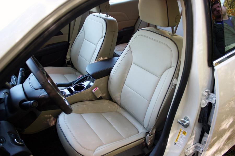  Chevrolet Malibu 2014 года  (фото 22 из 50)
